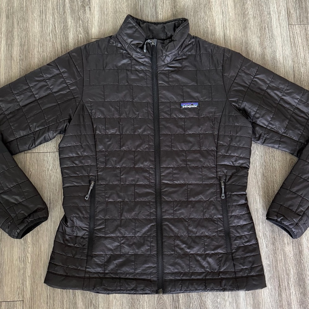 Patagonia Nano Puff Jacket Womens Medium Black Puffer Coat Great Condition